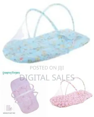 Portable Baby Bed/Crib With Integrated Mosquito Net and Pillow