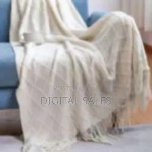 Chunky Knitted Diamond Pattern Throw Blanket - Multicolor
