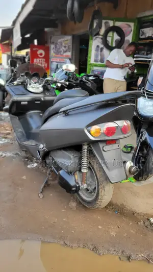 Honda Forza 2018 Black
