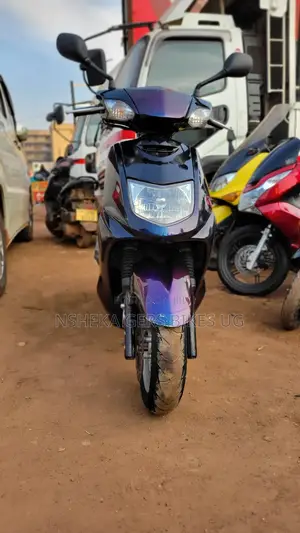 Yamaha 2021 Black