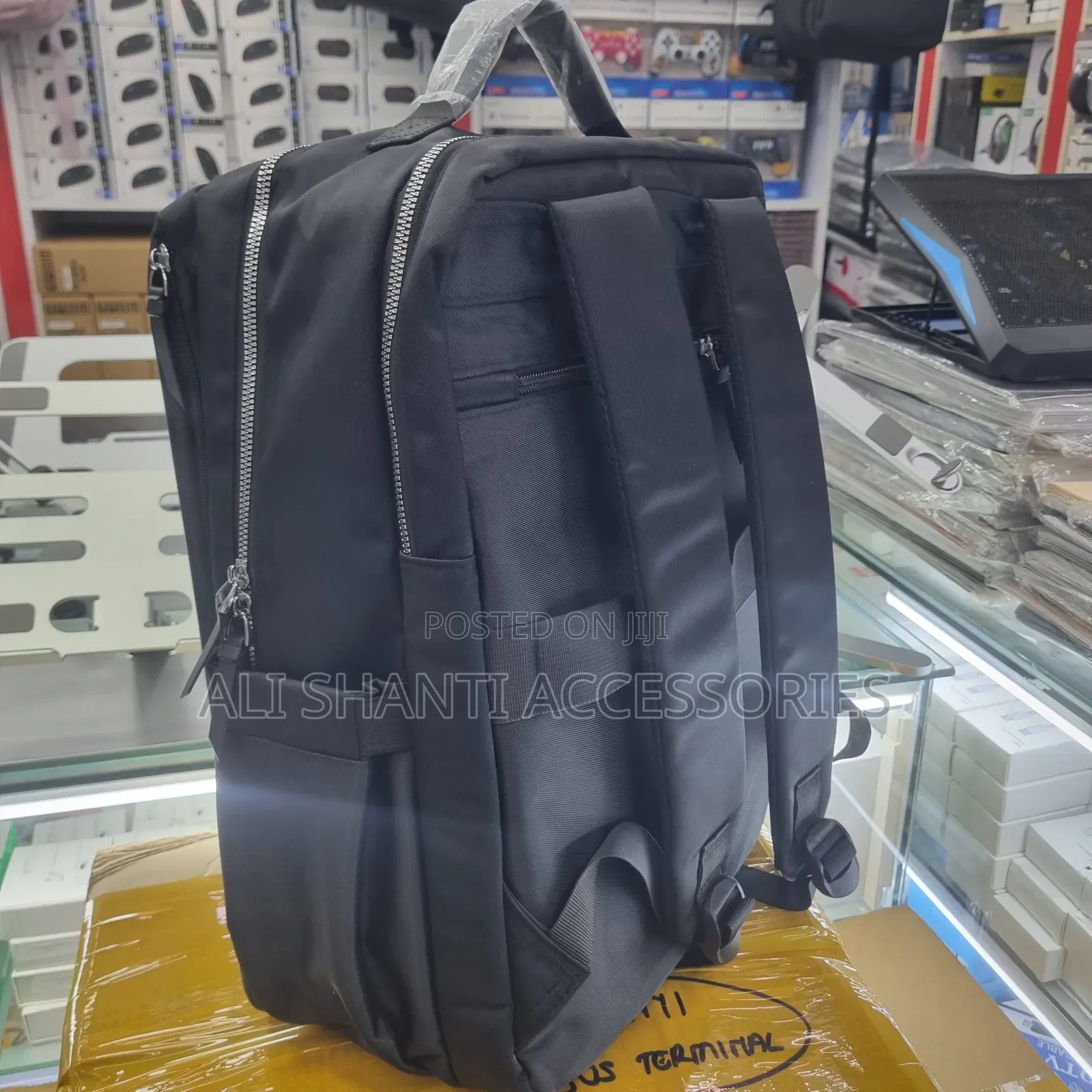 Durable Laptop Bag Pack Flexible Laptop Bag