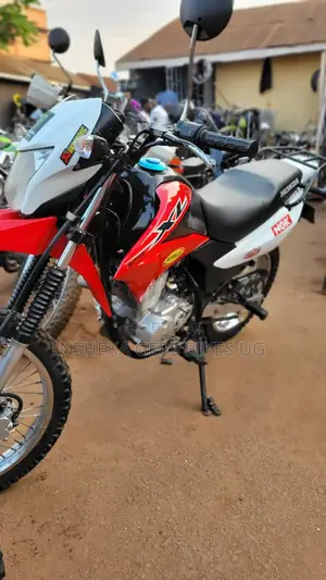 Honda XL 125 2019 Red