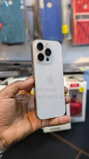 Apple iPhone 16 Pro 128 GB Gold