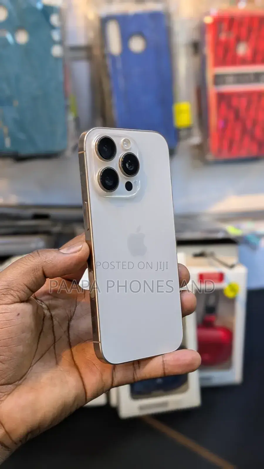 Apple iPhone 16 Pro 128 GB Gold