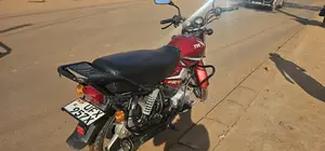 TVS HLX 125 2023 Red