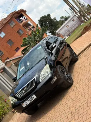 Toyota Harrier Available for Hire