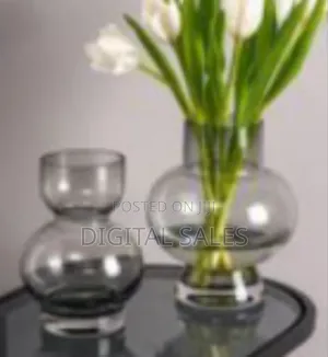 Contemporary Geometric Glass Floral Vase