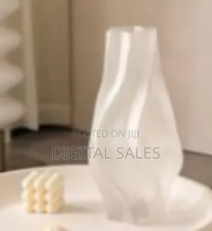 Elegant Twisted Glass Vase