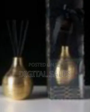 Luxurious Textured Reed Diffuser Set