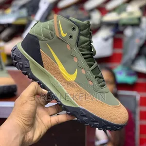 Nike Terrascout Boots Men's Sneakers