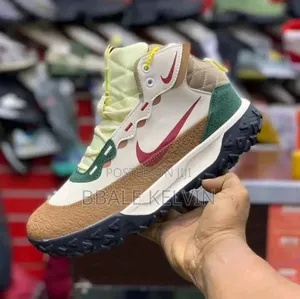 Nike Terrascout Boot in the Sanddrift/Light British