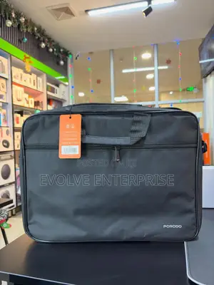 Porodo Lifestyle Laptop Sleeve – Black (Up to 15.6”)