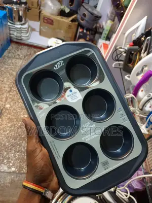 6-Cup Muffin Pan.