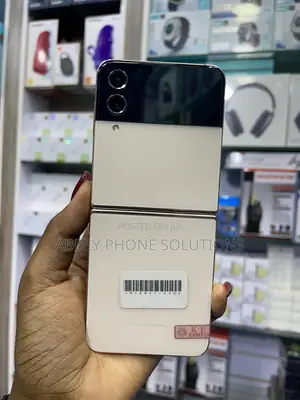 Samsung Galaxy Z Flip4 256 GB Rose Gold