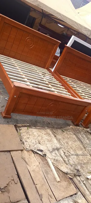 5*6 Brown Colored Bed