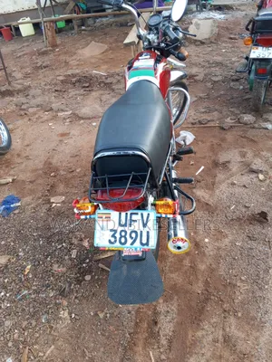 Bajaj Boxer 2023 Red
