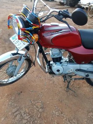 Bajaj Boxer 2024 Red