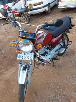 Bajaj Boxer 2024 Red