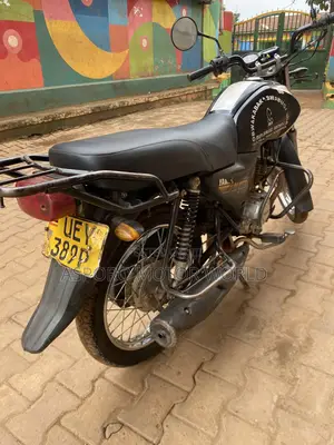 Yamaha Crux 2020 Black