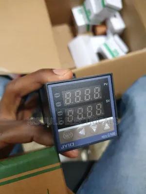 Temperature Controllers Thermostat C-100 48x48mm Surface Frame