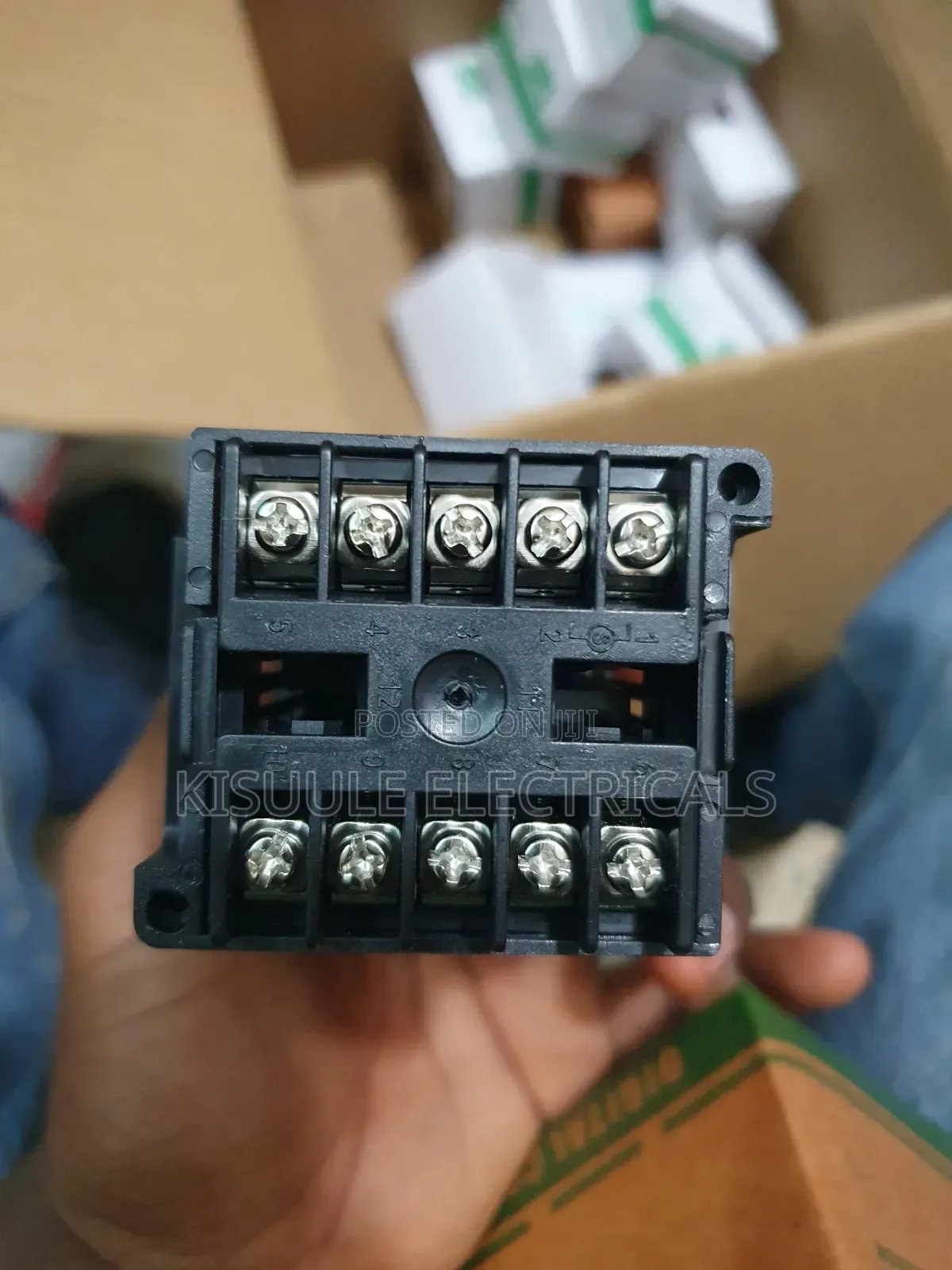 Temperature Controllers Thermostat C-100 48x48mm Surface Frame