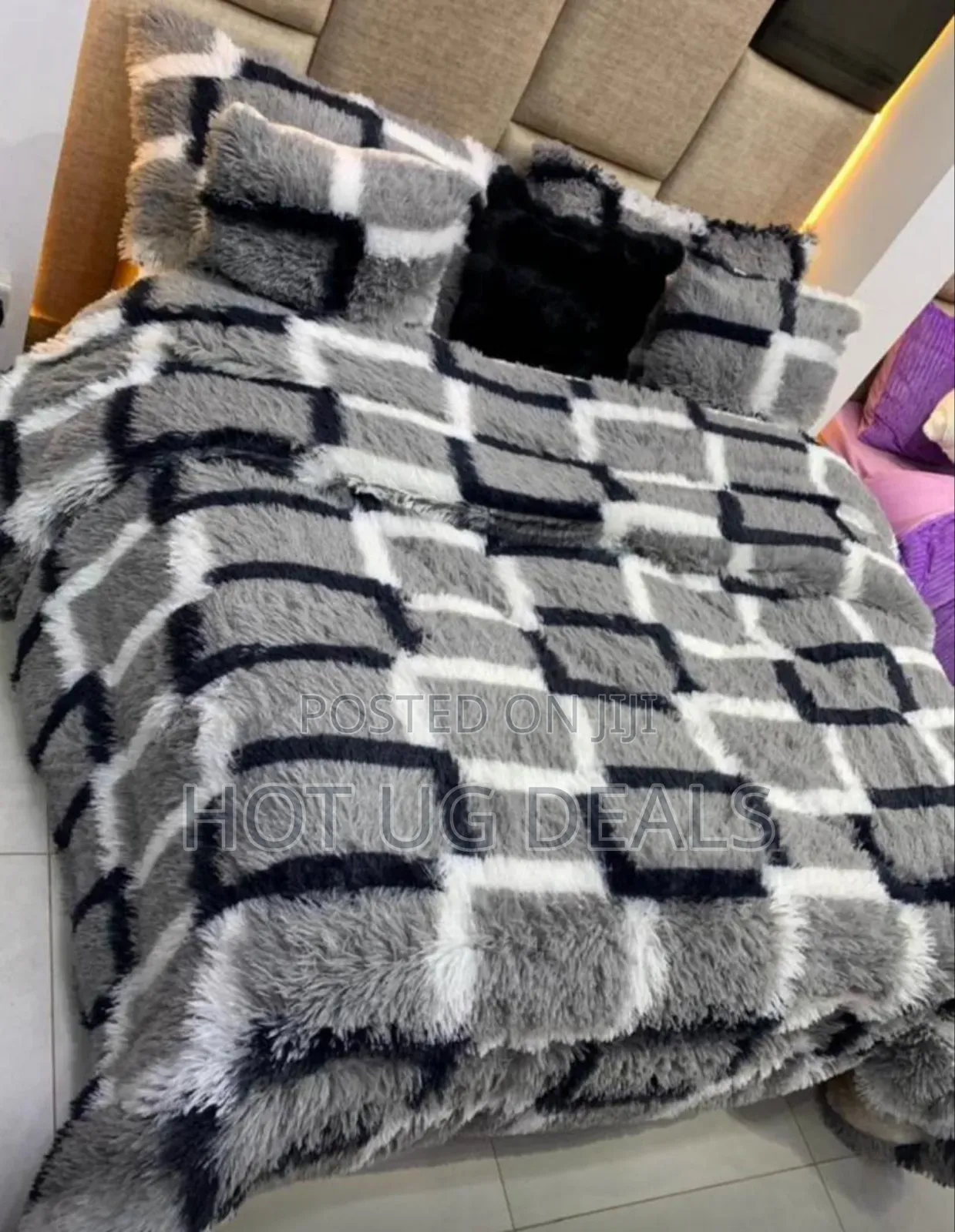 5x6 6pcs Fluffy Duvet Set With Bedsheet 2 Pillowcases 2 Cushion Covers