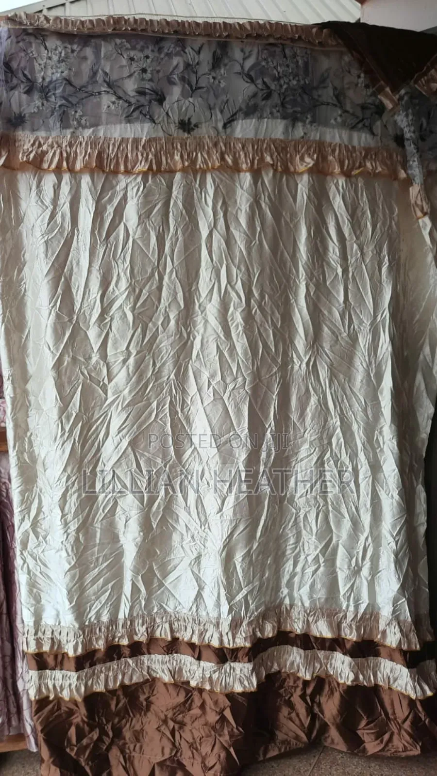 Second Hand Quality Curtains and Bedsheets