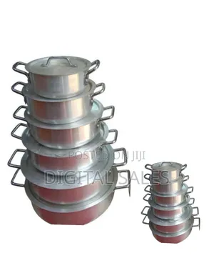 12 Pieces Set of Aluminum Saucepans With Lids and Handles