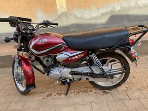 TVS HLX 125 2023 Red