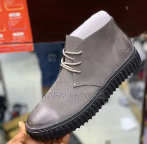 Men’S Grey Clarks Casual Chukka Leather Boots