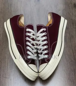 Unisex Maroon All-star Converse Chuck Taylor 70 Low Top Sneakers