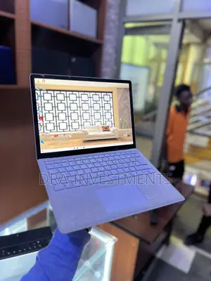 Laptop Microsoft Surface Laptop 2 8GB Intel SSD 256GB