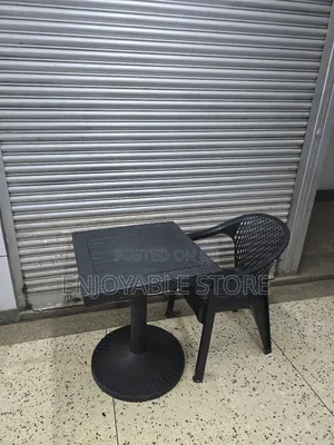 Reading Plastic Table and Chair