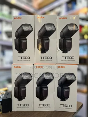 Godox Tt600 2.4g Wireless Flash Speedlite.