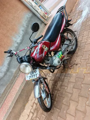 Bajaj Boxer 125 2023 Red