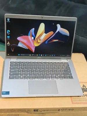 New Laptop Dell Latitude 5450 16GB Intel Core I5 SSD 256GB