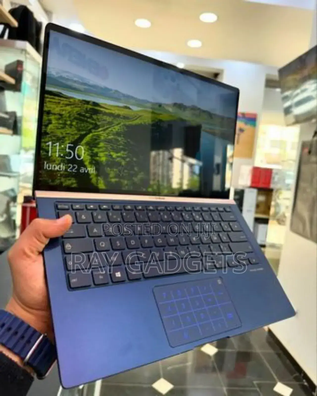 New Laptop Asus 1015E 8GB Intel Core i5 SSD 256GB