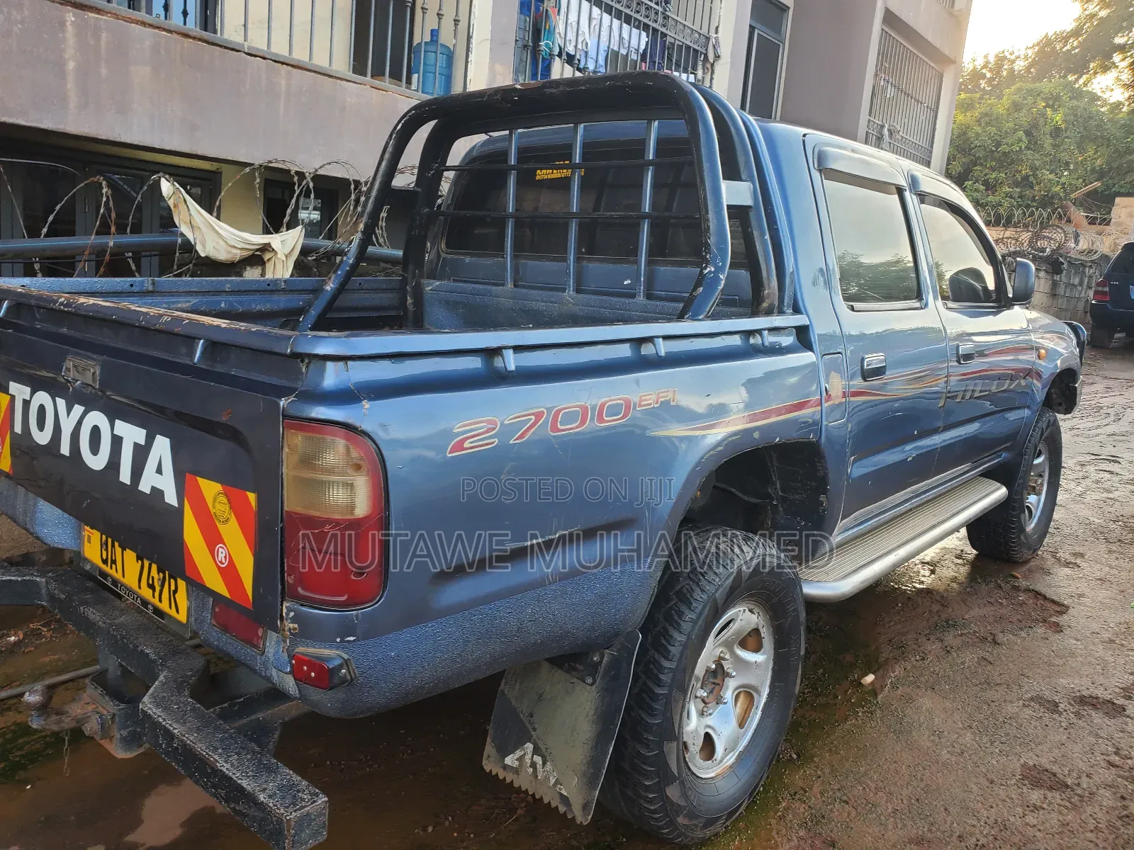 Toyota Hilux 2002 Gray