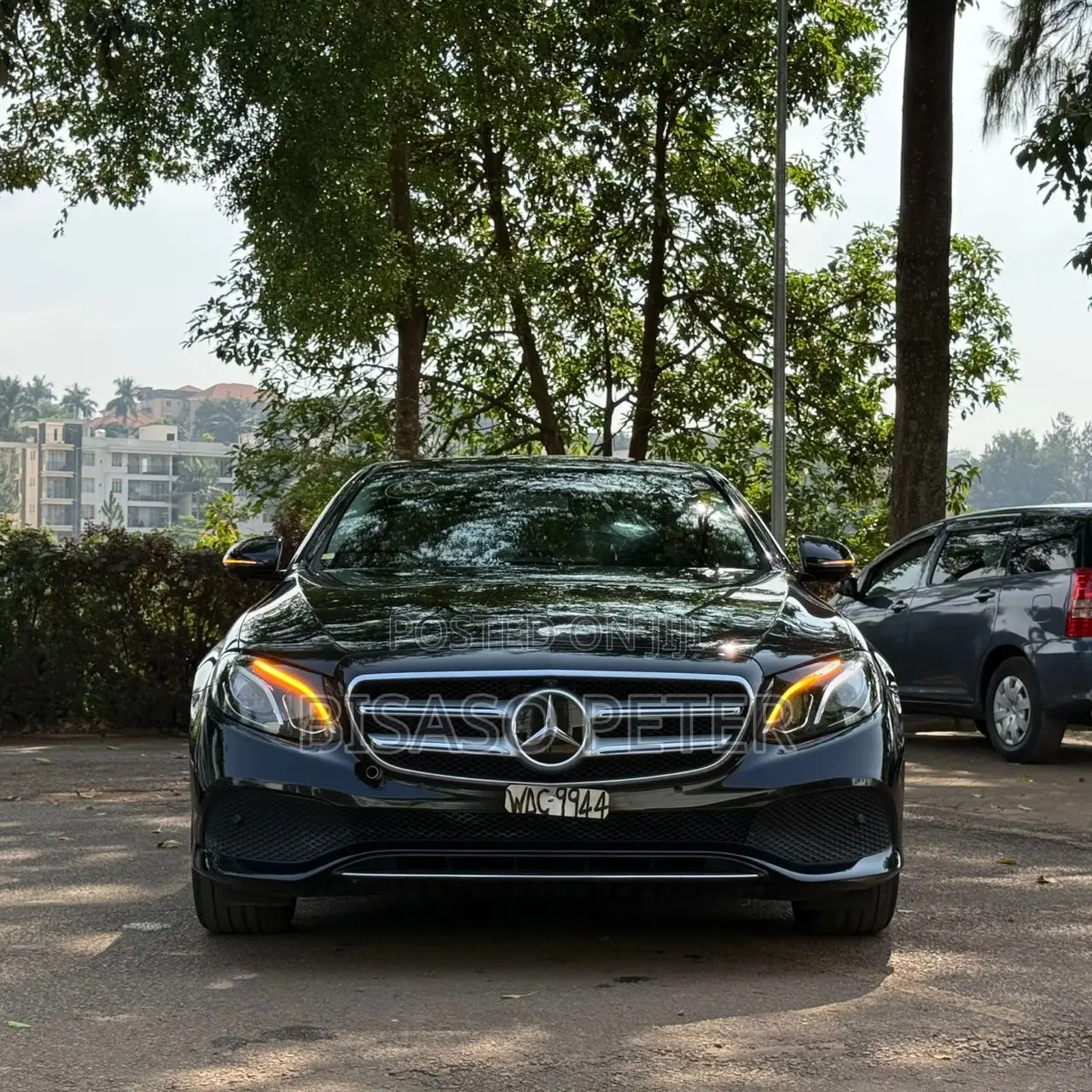 Mercedes-Benz E200 2016 Black