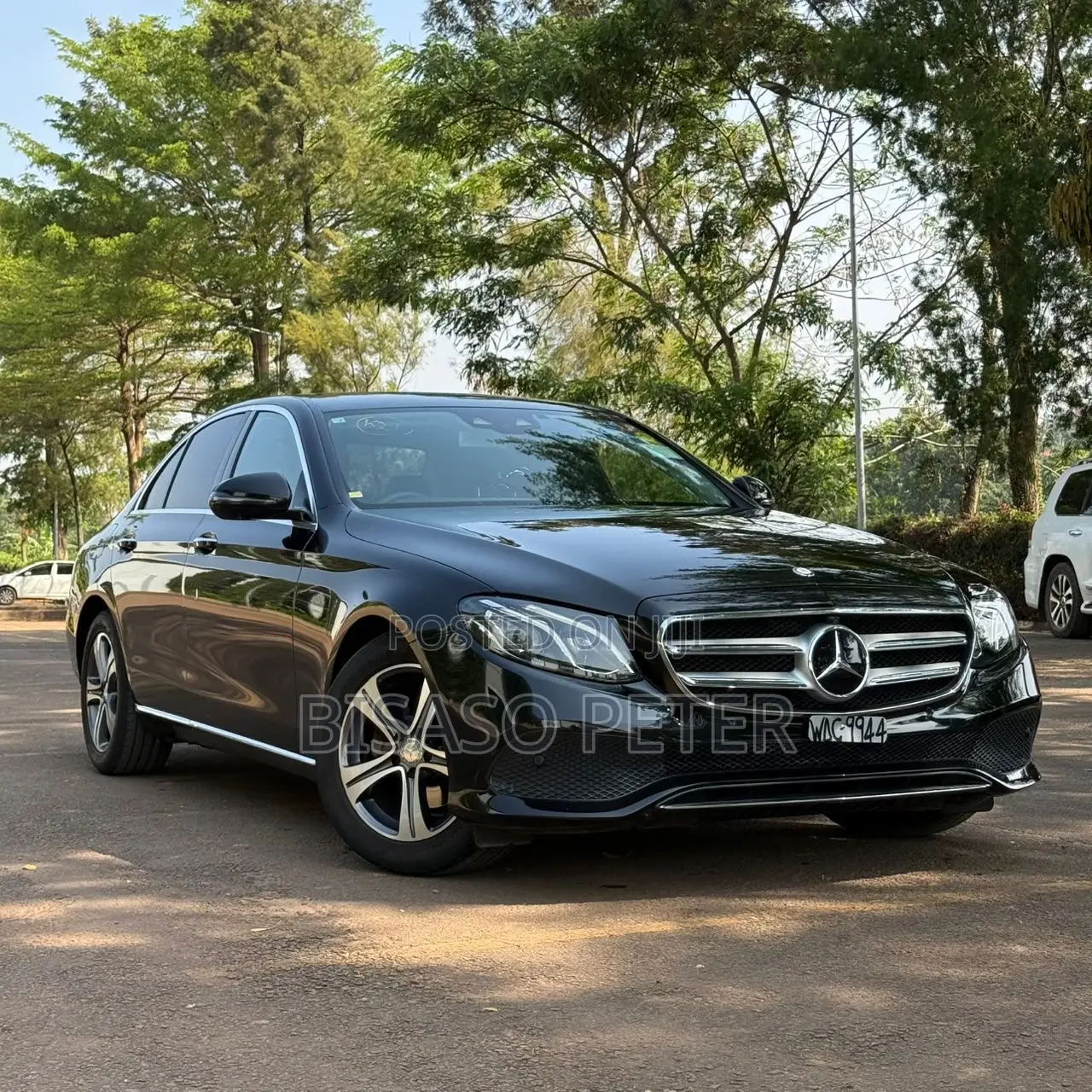 Mercedes-Benz E200 2016 Black