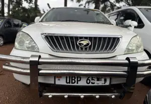 Toyota Harrier 2010 White