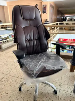 Star Base Office Chairs Office Chairs High Back