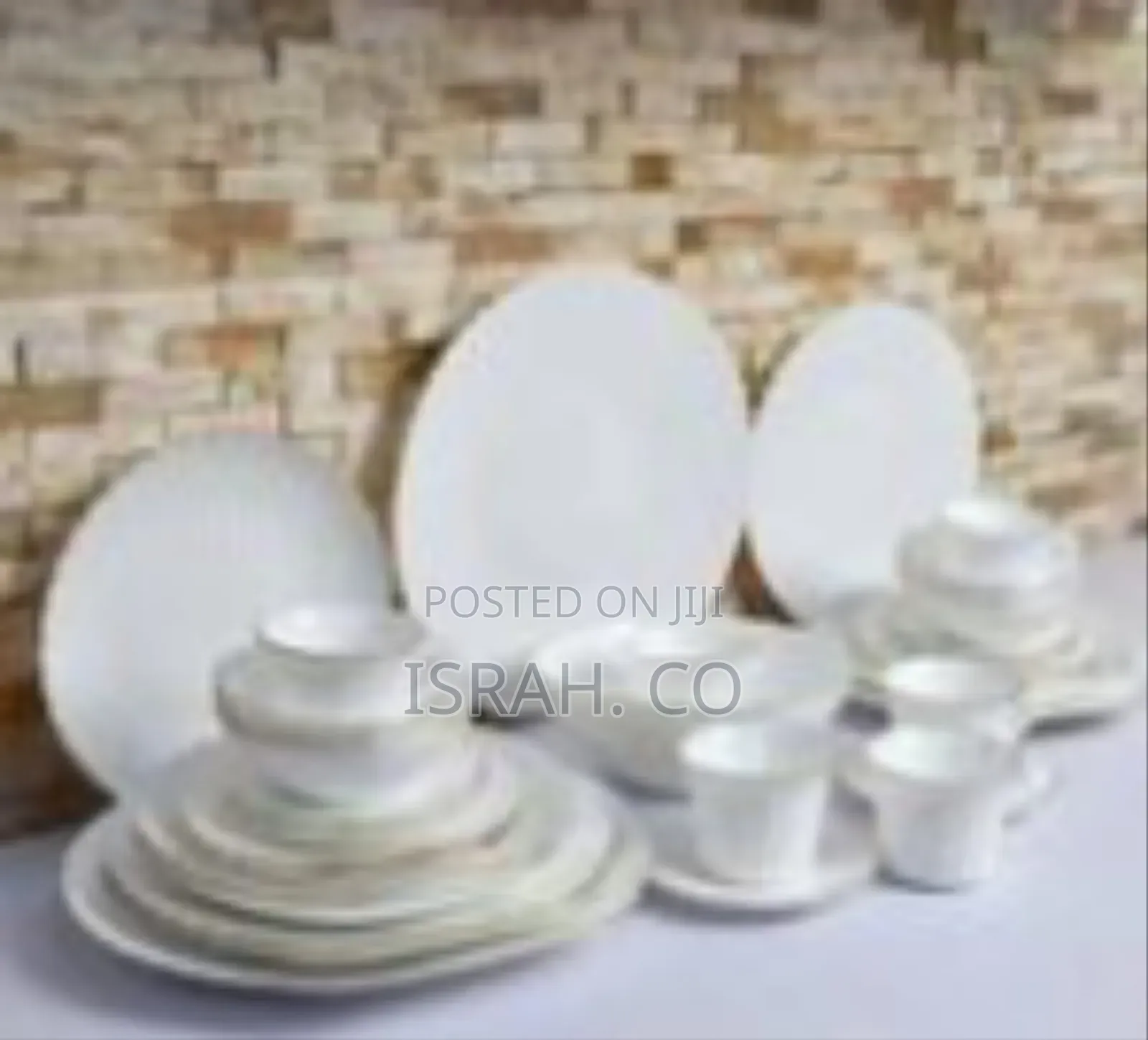 Elegant 40-Piece Dinnerware and Tea Set
