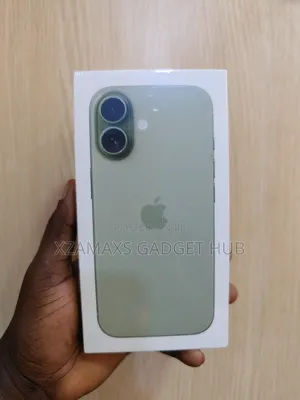 New Apple iPhone 17 256 GB Green