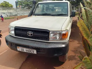 Toyota Land Cruiser 3.3 Diesel 4WD 2021 White