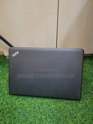 Laptop Lenovo ThinkPad Edge E550 4GB Intel Core I3 HDD 500GB