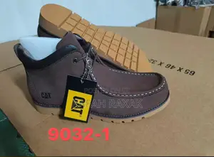 Men’S Classic Dark Brown Cat Casual Chukka Boots