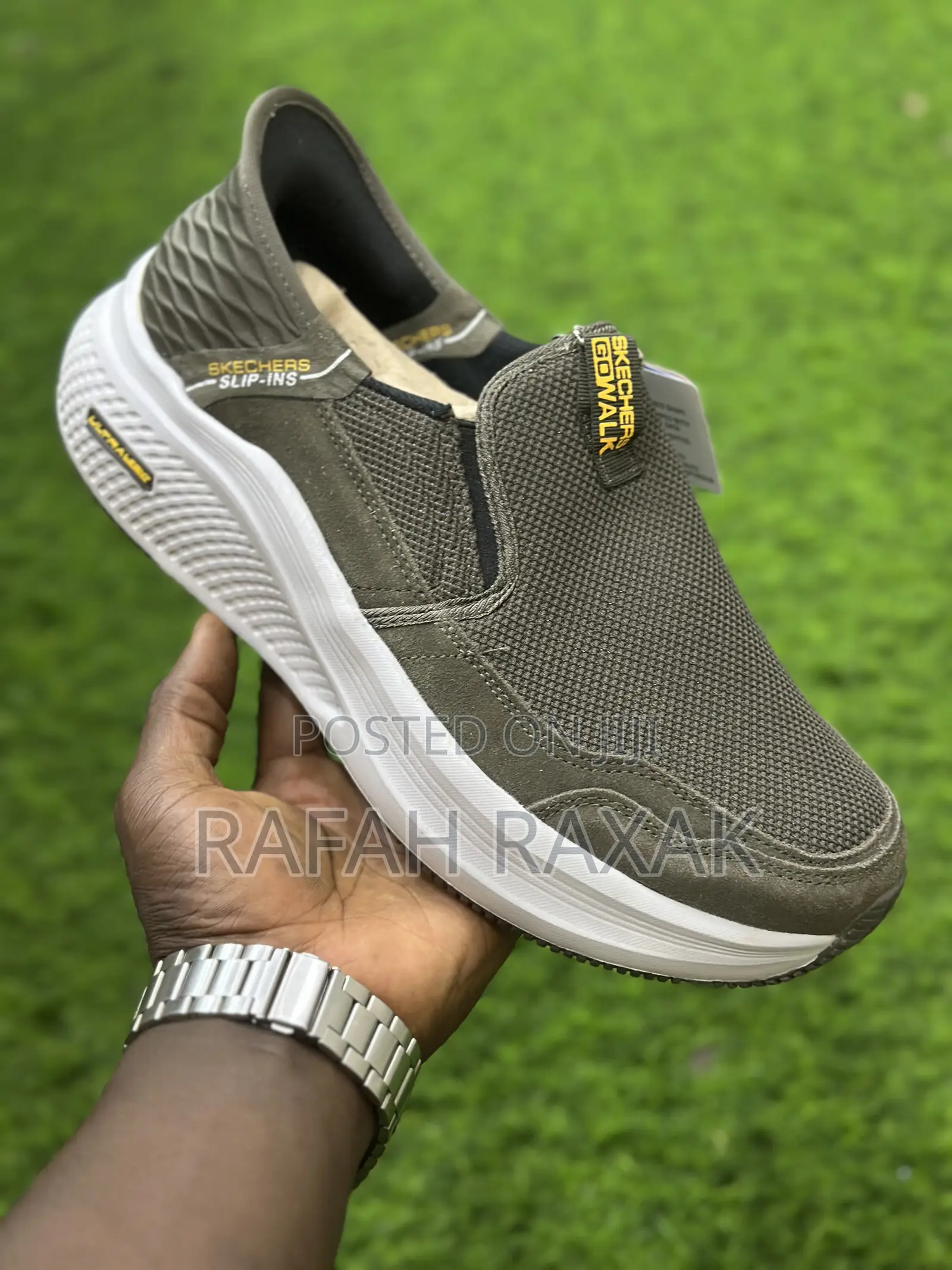Original Skechers Go Walk Slip-ins Walking Sneakers