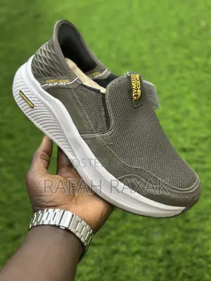 Original Skechers Go Walk Slip-ins Walking Sneakers