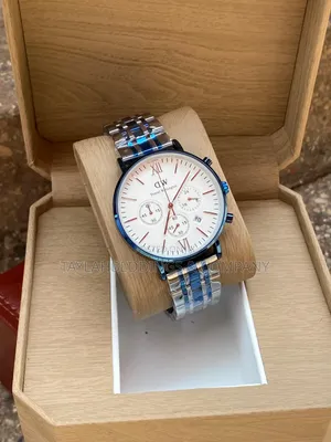Men's Analog Watch, Silicone Strap, Date Display, Quartz Movement